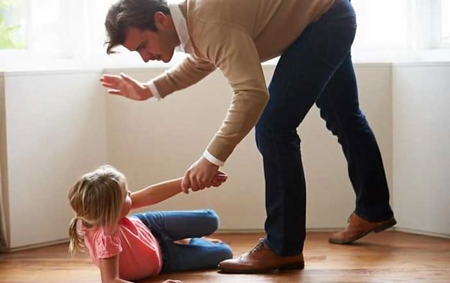 معایب کتک زدن کودک و روشهای جایگزین معایب کتک زدن کودک و روشهای جایگزین