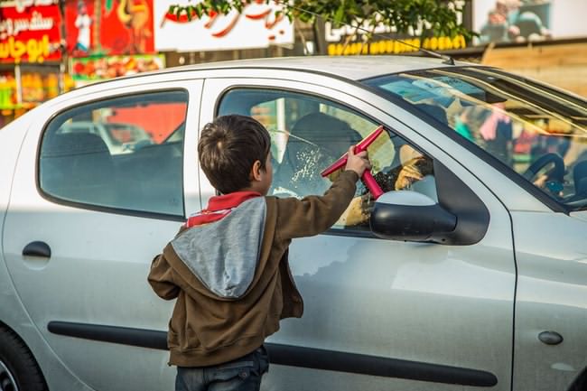 کودکان‌کار سرچهارراه‌ها (برخورد و شیوه رفتار صحیح)