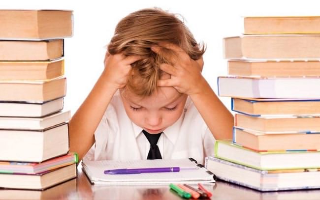 چگونه می توان تمرکز در کودکان را هنگام یادگیری افزایش داد؟